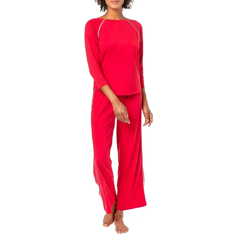 Women's pajamas with cool cotton fabric-3/4 Sleeve Sleepwear Set In Garnet