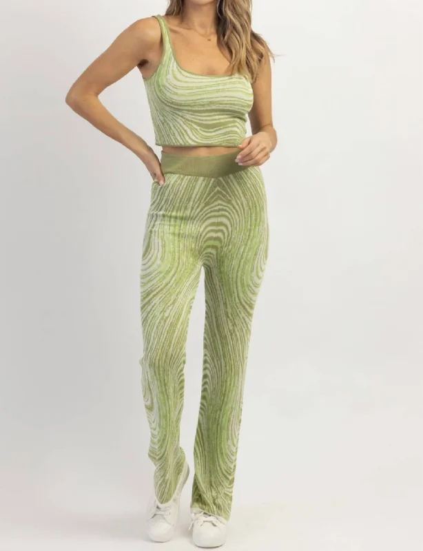 Women's pajamas with short sleeves and shorts-Abstract Print Knit Pant Set In Green