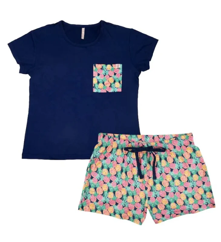 Women's pajamas with relaxed fit pants-Pajama Lounge Set In T-Shirt Pineapple