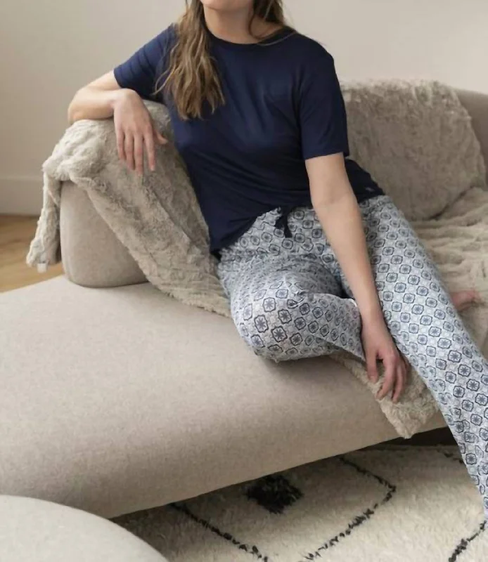 Women's pajamas for comfort and style-Pajama Pant Set In Blue