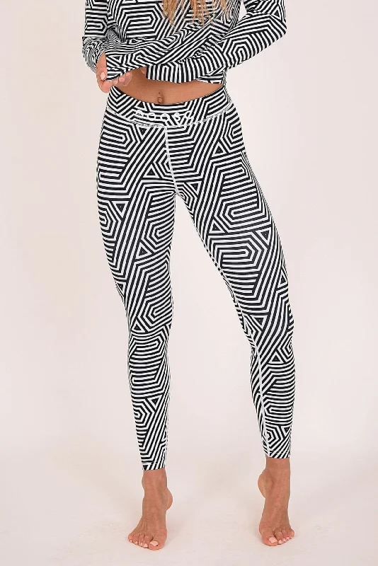 Long women's robe sets-Fall Line Black & White Womens Baselayer Legging