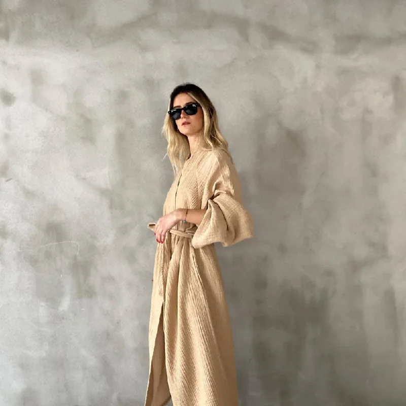 Beige / Ecru
