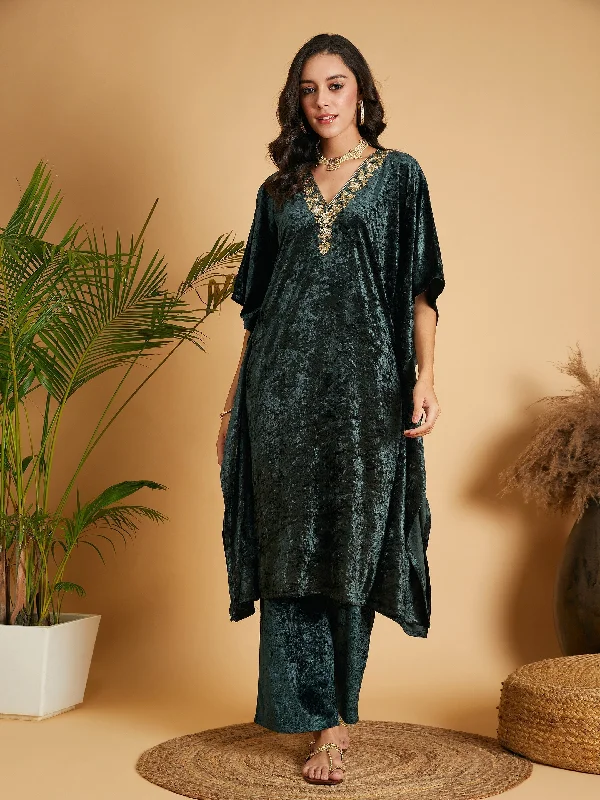 Soft robe sets with matching loungewear-Women's Emerald Velvet Kaftan Kurta - Lyush