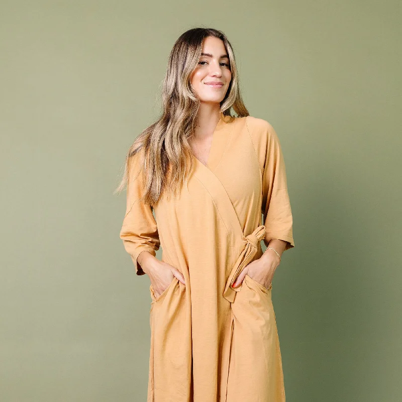 Comfortable women's robe sets with soft inner fabric-Women's Everyday Robe - Dune