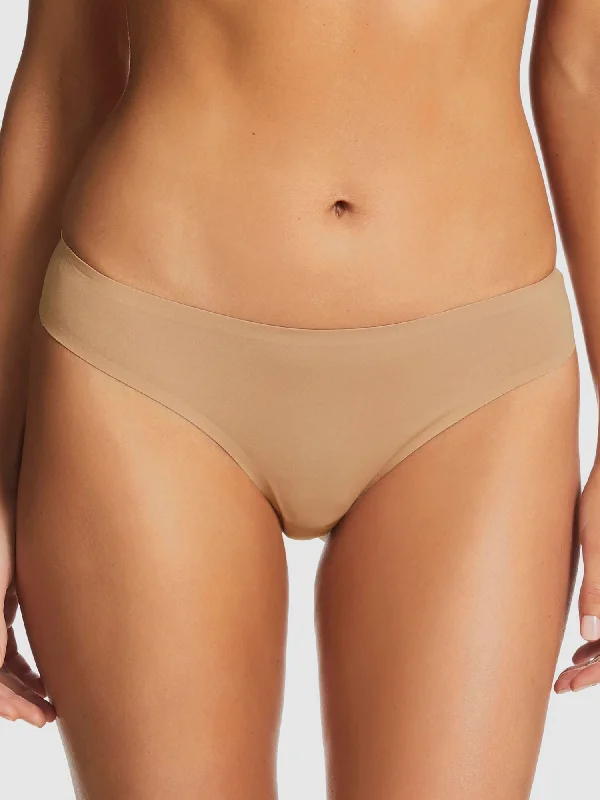 Women's panties with luxurious satin material-Invisibles Thong - IV031
