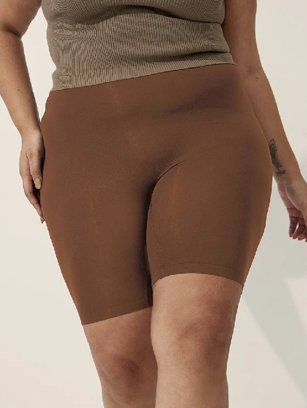 Women's panties for full-figure bodies with smooth shaping-Thigh Society The Staple Short Women's panties for full-figure bodies with smooth shaping-Thigh Society The Staple Short