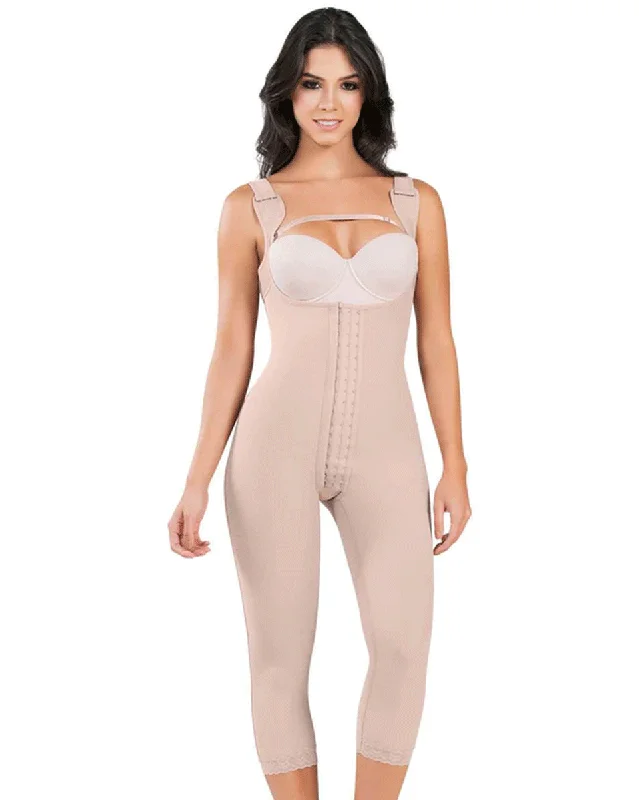 Women's corset for waist sculpting and control-Cysm Ultra Curve Shaping Bodysuit - 454 Women's corset for waist sculpting and control-Cysm Ultra Curve Shaping Bodysuit - 454