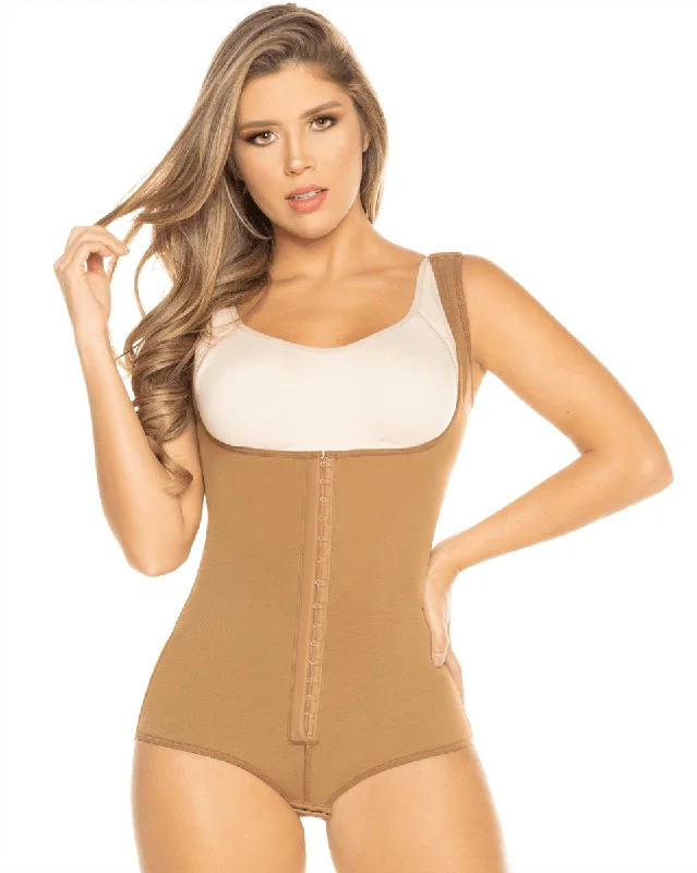 Women's corset for full body slimming effect-Equilibrium Post Op Shapewear Boyshort Style Bodysuit Women's corset for full body slimming effect-Equilibrium Post Op Shapewear Boyshort Style Bodysuit